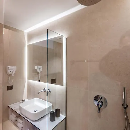 Austin Boutique Hotel Sarande Exterior photo