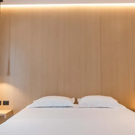 Austin Boutique Hotel Sarande Exterior photo